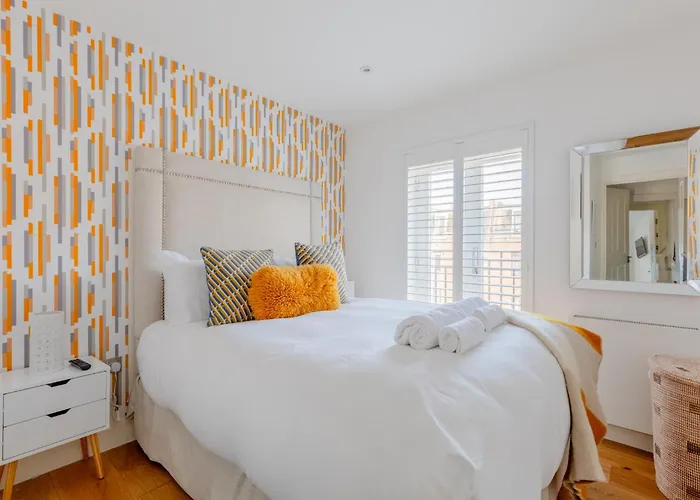 Stylishly Designed 1Bd Flat By Regents Park